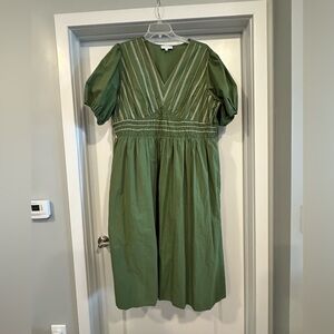 Gilli Green Midi Dress